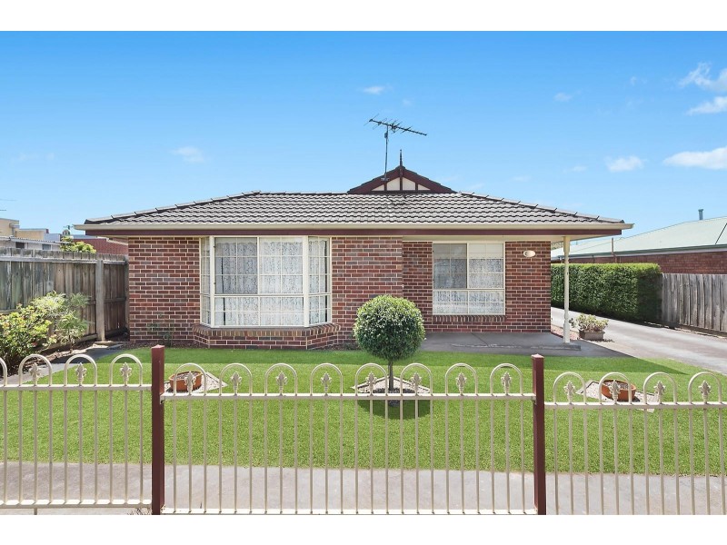 1/32 Marlo Street, Hamlyn Heights VIC 3215