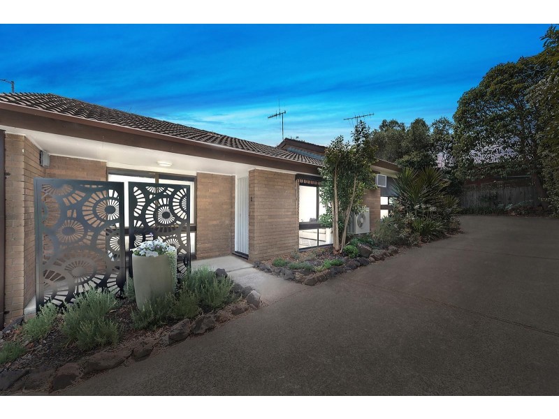 2/2A Ballater Avenue, Newtown VIC 3220