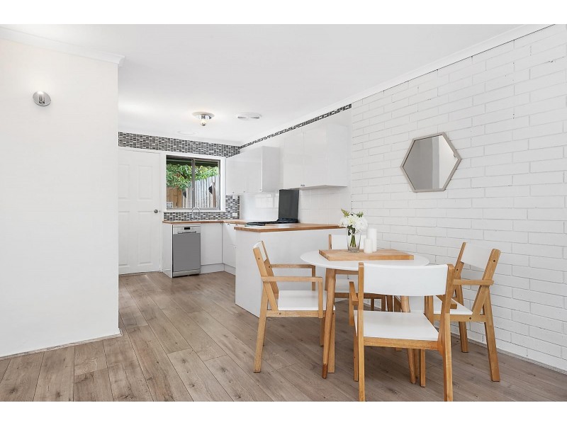 2/2A Ballater Avenue, Newtown VIC 3220