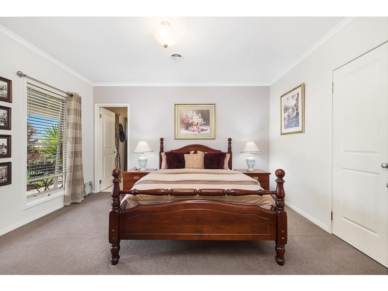 42 Fogarty Avenue, Highton VIC 3216