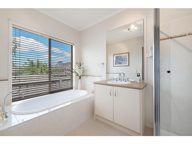 42 Fogarty Avenue, Highton VIC 3216