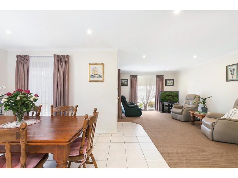 2/6 Verdal Court, Grovedale VIC 3216