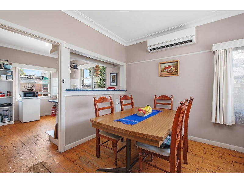 1C Carmichael Avenue, Newtown VIC 3220