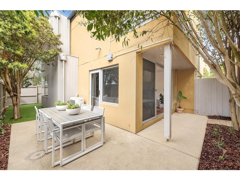 1/50 Autumn Street, Geelong West VIC 3218