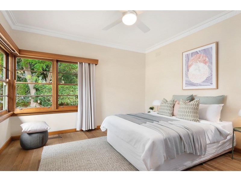 16 Panorama Road, Herne Hill VIC 3218