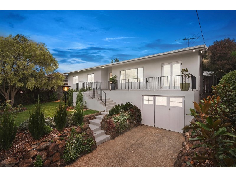 37 Bonsey Road, Highton VIC 3216