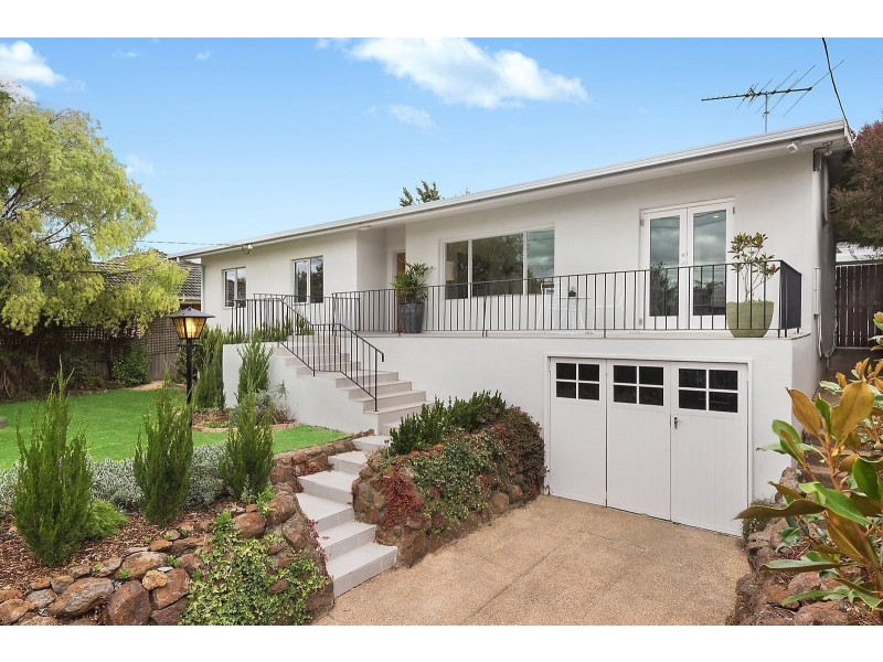 37 Bonsey Road, Highton VIC 3216