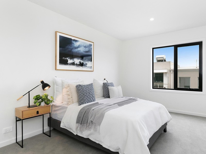 2/1 Church Street, Belmont VIC 3216