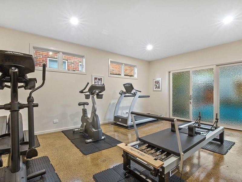 77 Nicholas Street, Newtown VIC 3220