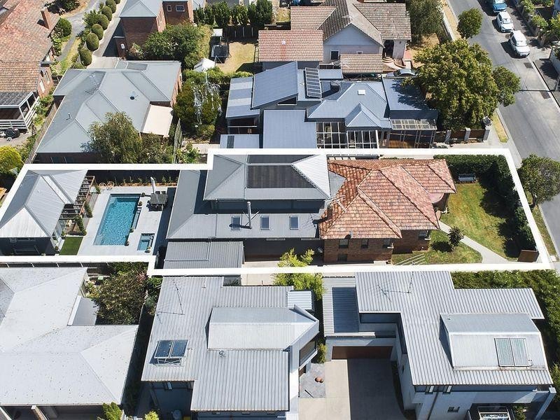 77 Nicholas Street, Newtown VIC 3220