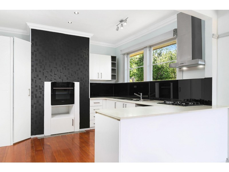 1A Lichen Grove, Highton VIC 3216