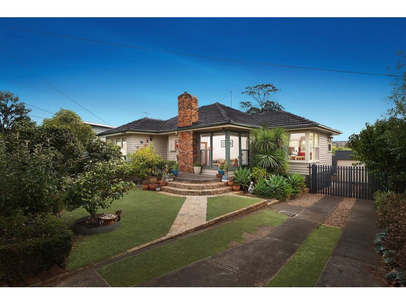 8 Brocka Avenue, Belmont VIC 3216