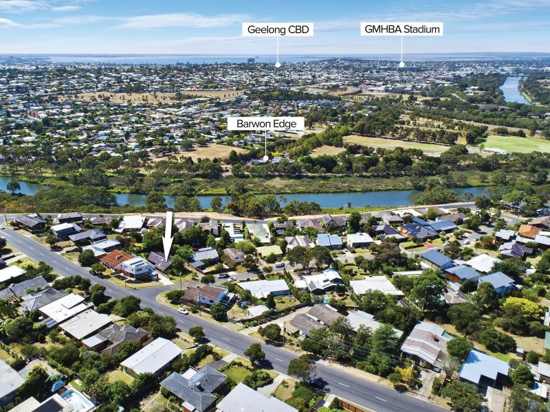 4 Jinjella Road, Highton VIC 3216