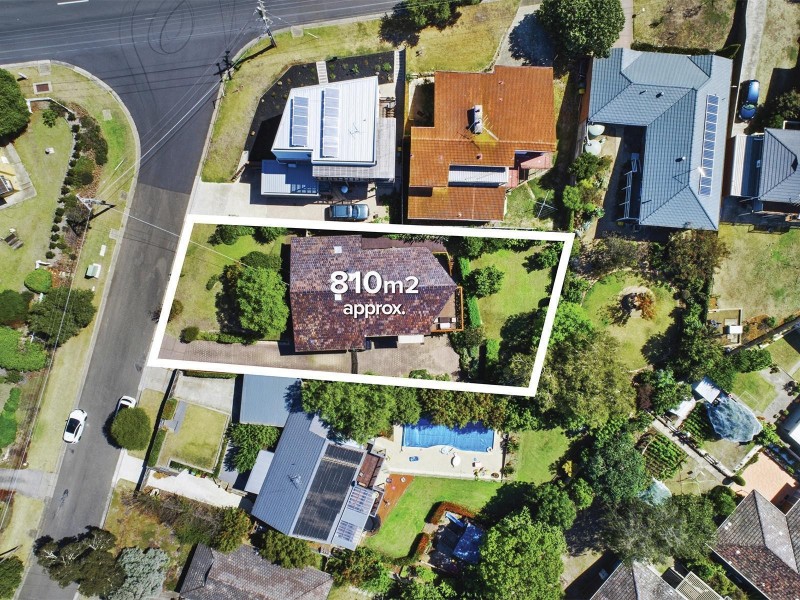 4 Jinjella Road, Highton VIC 3216