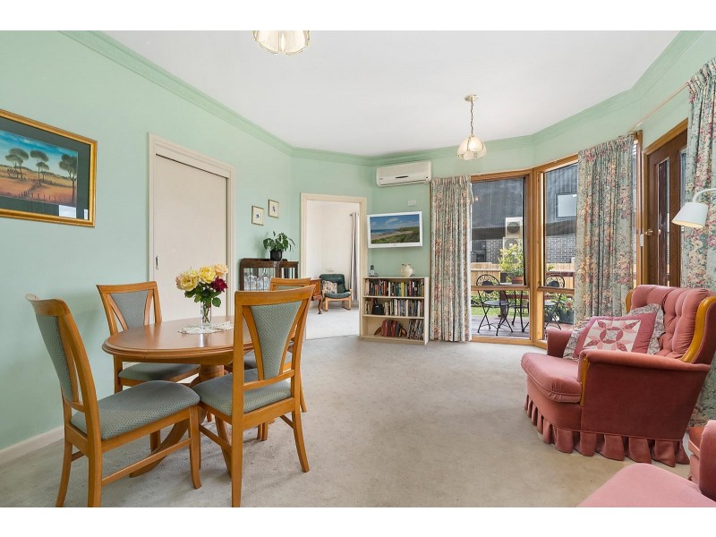 4 Hector Street, Geelong West VIC 3218