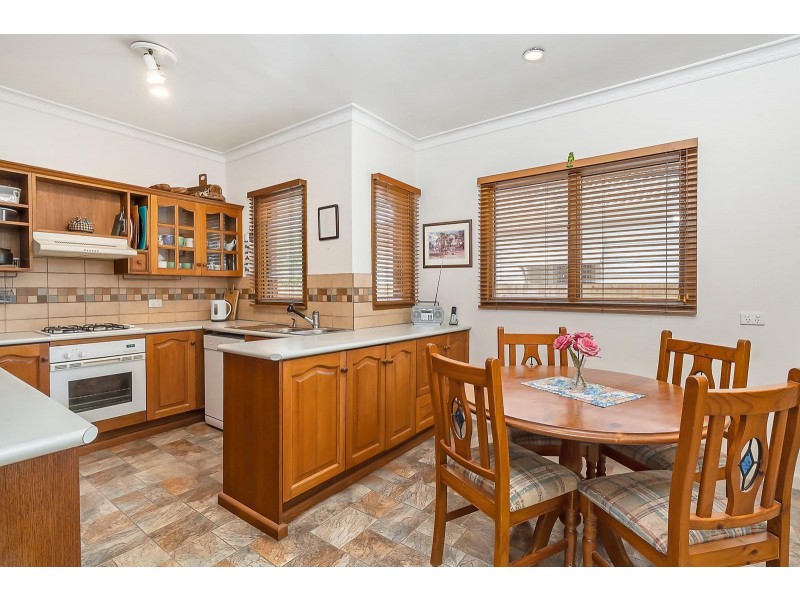 4 Hector Street, Geelong West VIC 3218