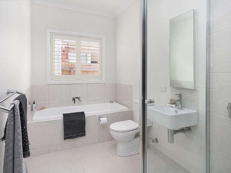 15 Trigg Street, Geelong West VIC 3218