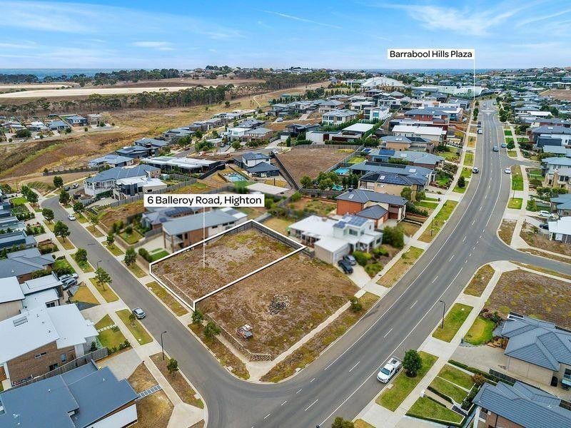 6 Balleroy Road, Highton VIC 3216