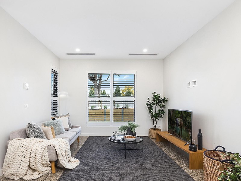 42 Mt Pleasant Road, Belmont VIC 3216