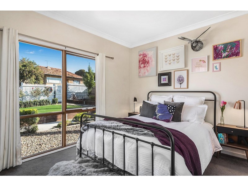 15 Perth Street, Belmont VIC 3216