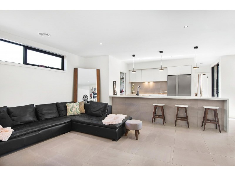 13/12 Balcombe Road, Newtown VIC 3220