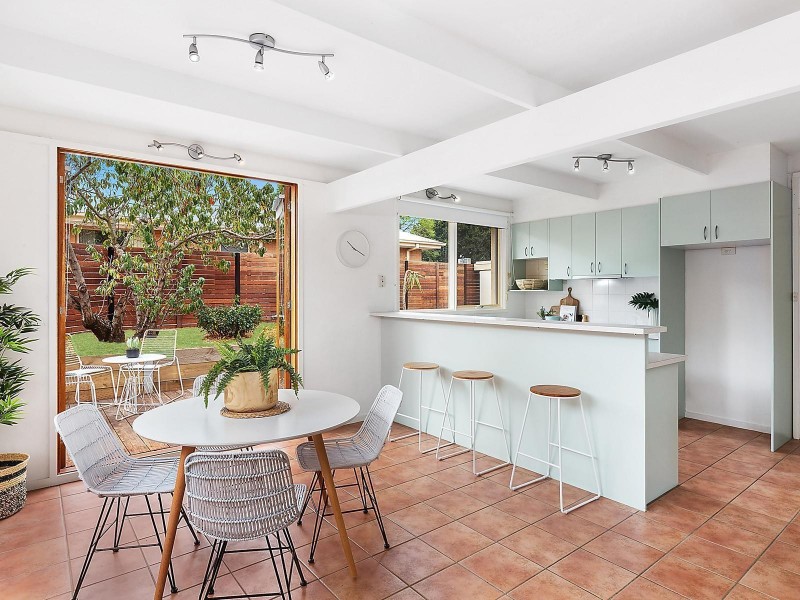 11B St Elmo Crescent, Highton VIC 3216