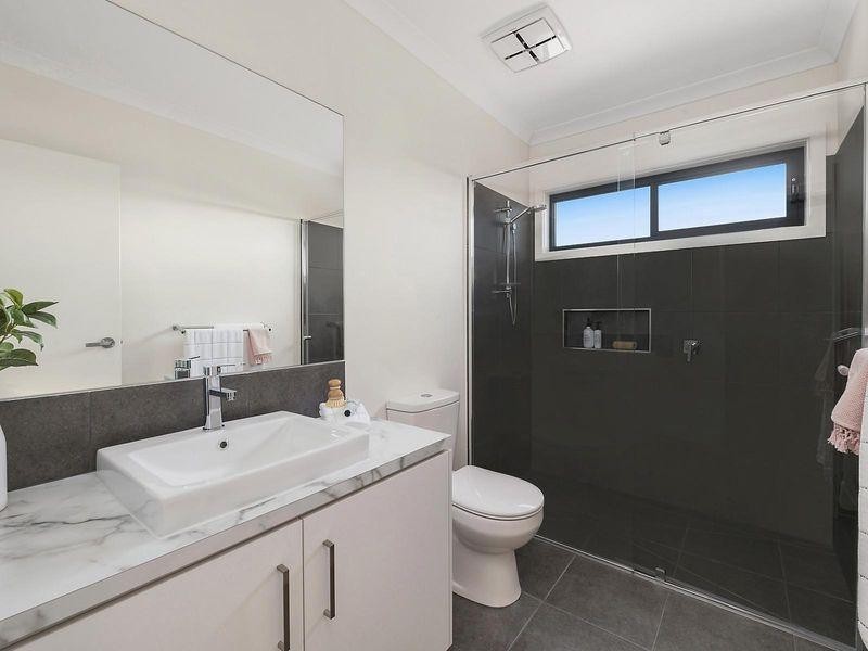 5B Canterbury Court, Wandana Heights VIC 3216