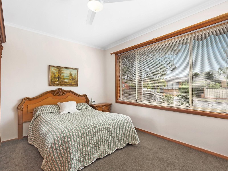 64 Fidge Crescent, Breakwater VIC 3219