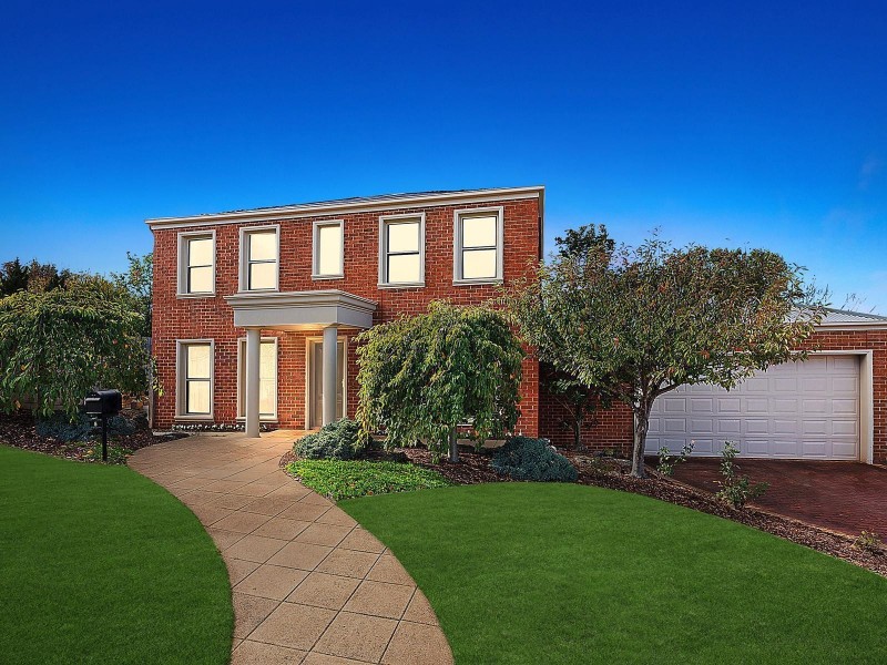 5 Lascelles Place, Highton VIC 3216
