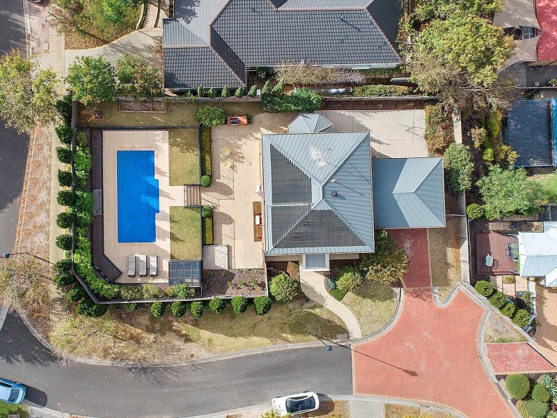 5 Lascelles Place, Highton VIC 3216