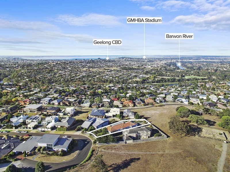 9 Rivington Court, Highton VIC 3216