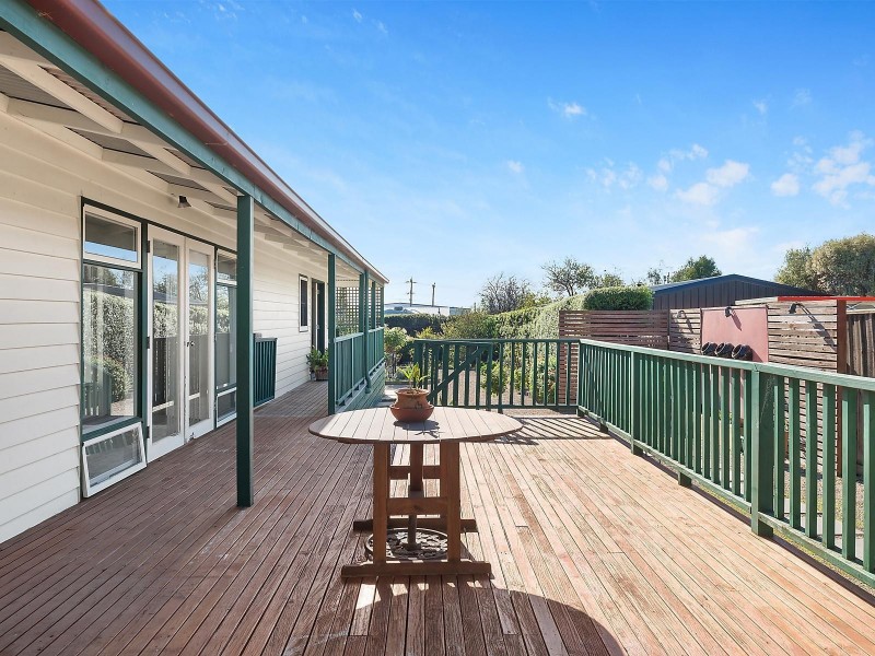 80 Isabella Street, Geelong West VIC 3218