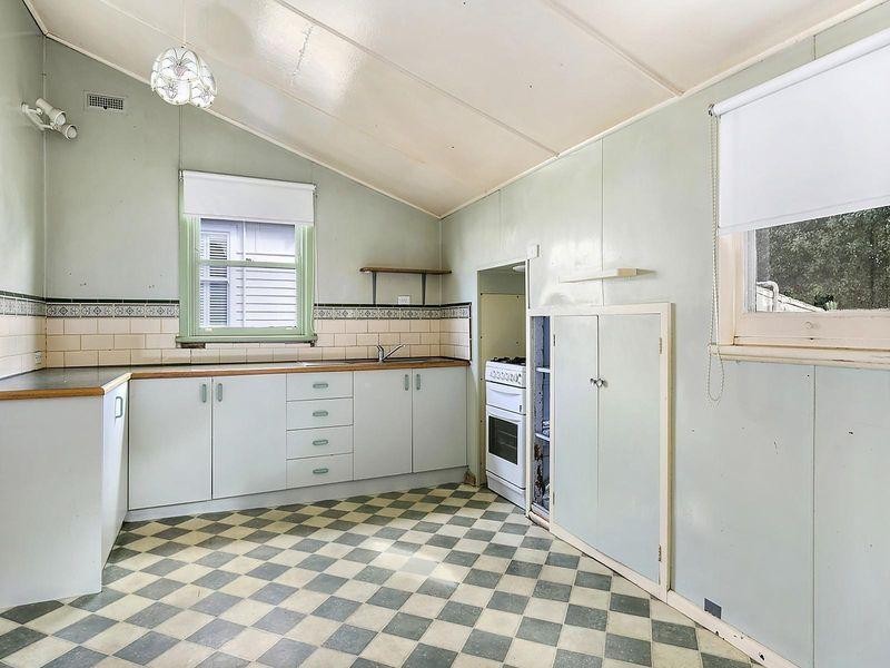 38 Bourke Crescent, Geelong VIC 3220
