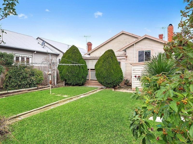 48 Upper Skene Street, Newtown VIC 3220