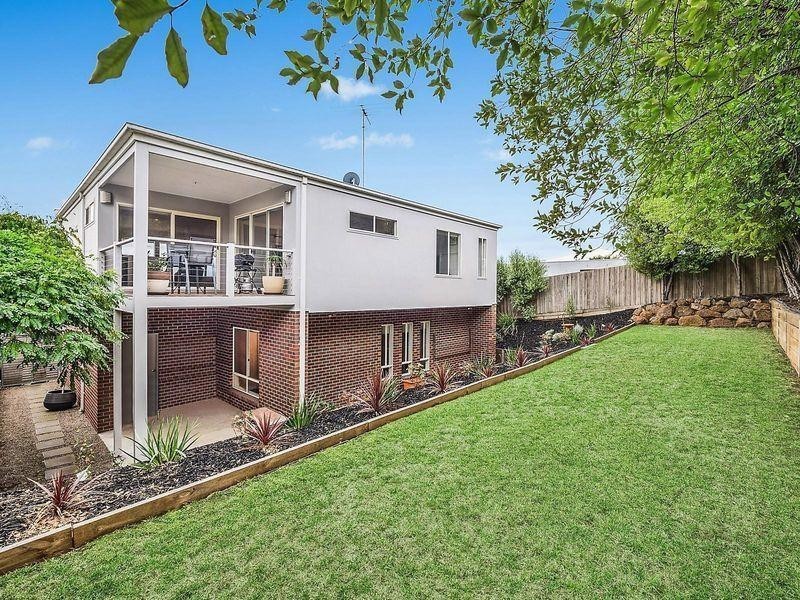55 Leigh Road, Highton VIC 3216