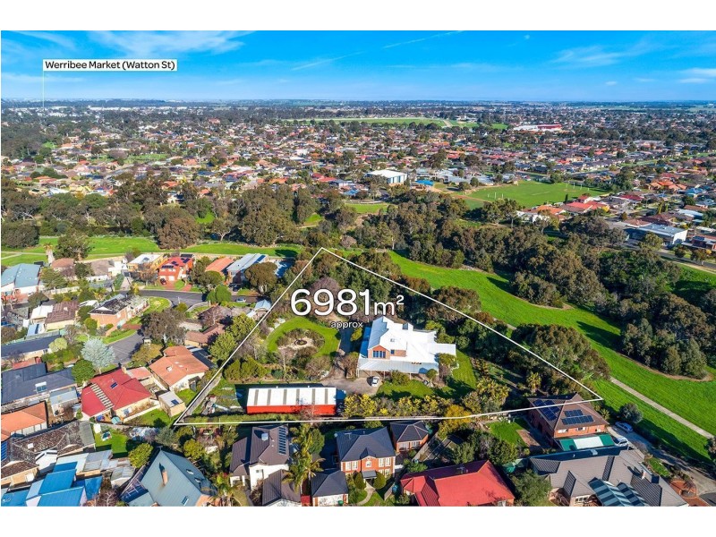 49 Stewart Drive, Werribee VIC 3030