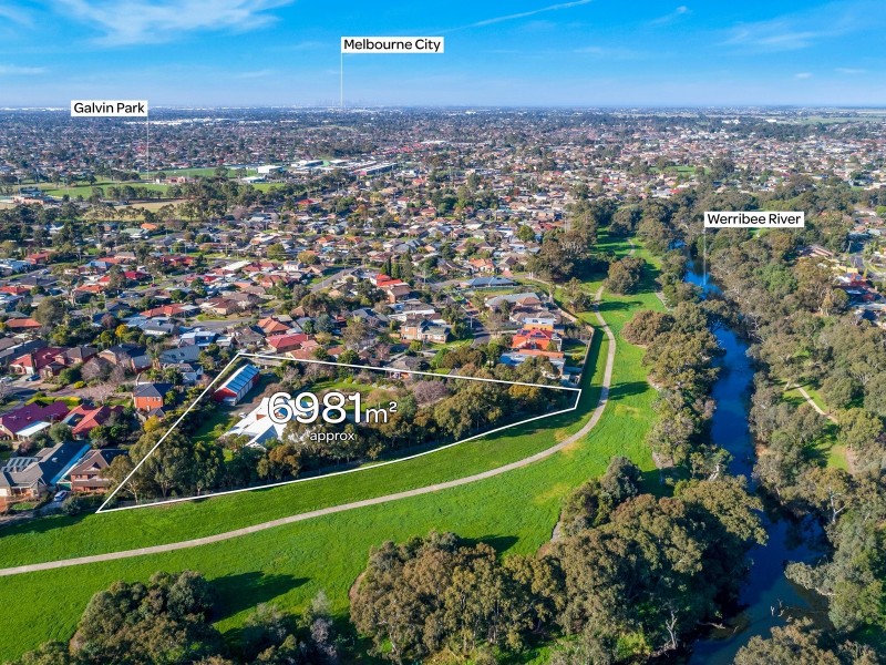 49 Stewart Drive, Werribee VIC 3030