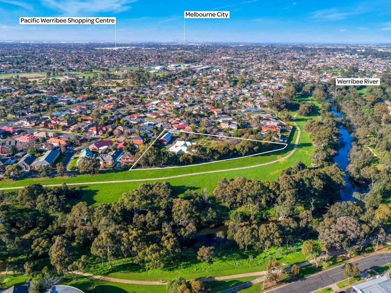 49 Stewart Drive, Werribee VIC 3030