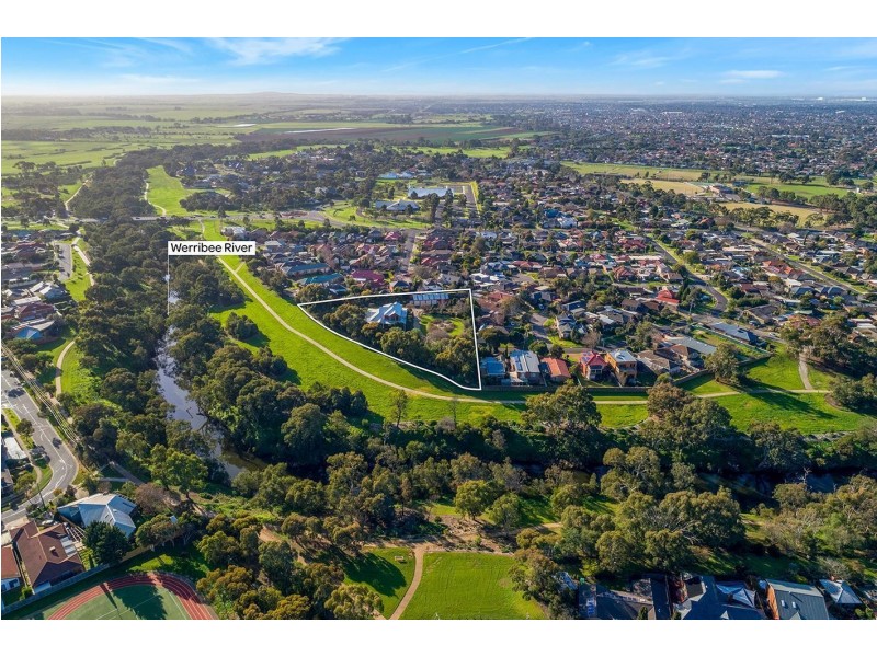 49 Stewart Drive, Werribee VIC 3030