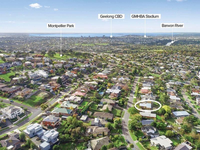 17 Reigate Road, Highton VIC 3216