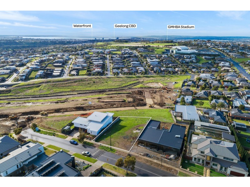 14 Karrakatta Grove, Highton VIC 3216
