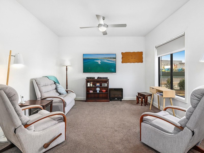 1/60 Bellarine Highway, Newcomb VIC 3219