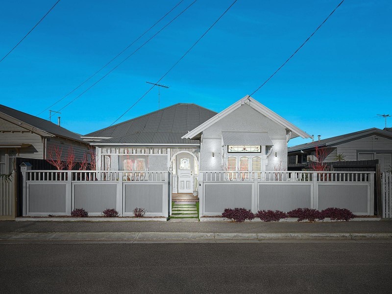 24 Margaret Street, Rippleside VIC 3215