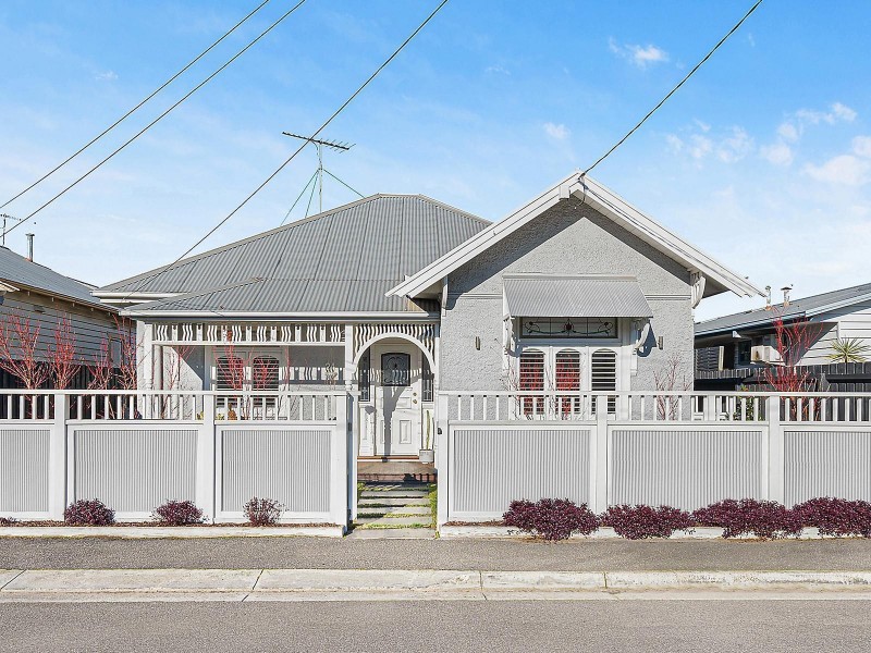 24 Margaret Street, Rippleside VIC 3215