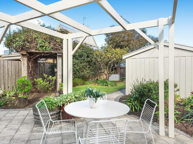 14 Foster Street, South Geelong VIC 3220