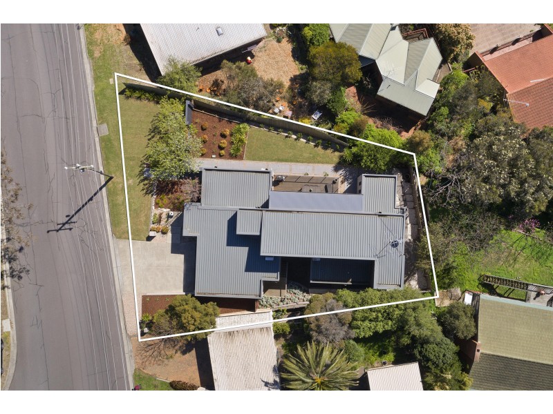 1 Trentwood Drive, Highton VIC 3216