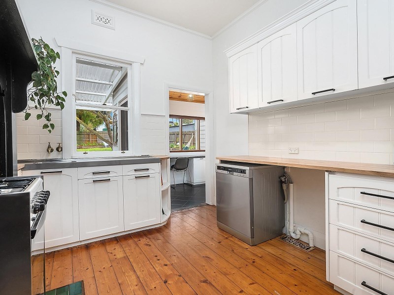 7 Lily Street, Hamlyn Heights VIC 3215