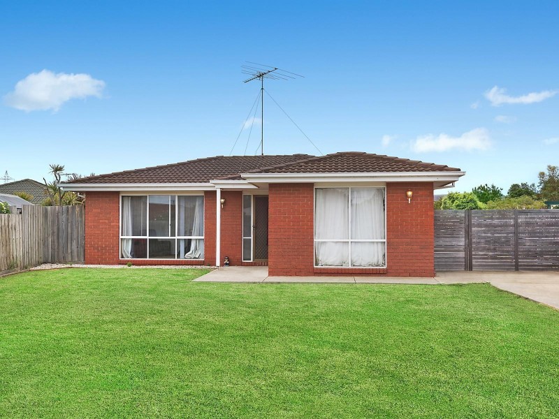 2 Wesona Place, Grovedale VIC 3216