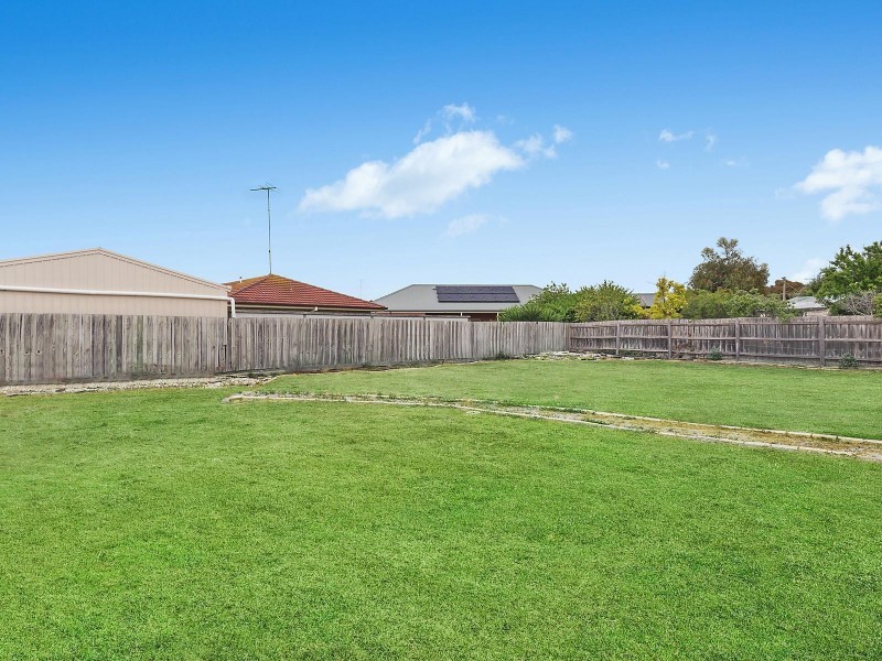 2 Wesona Place, Grovedale VIC 3216