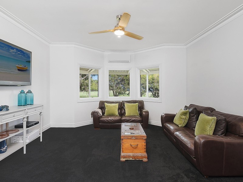 235 Whitcombes Road, Drysdale VIC 3222